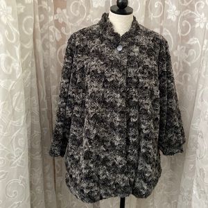 EUC Alfred Dunner jacket. Faux fur blk/grey/white Sz: 22W